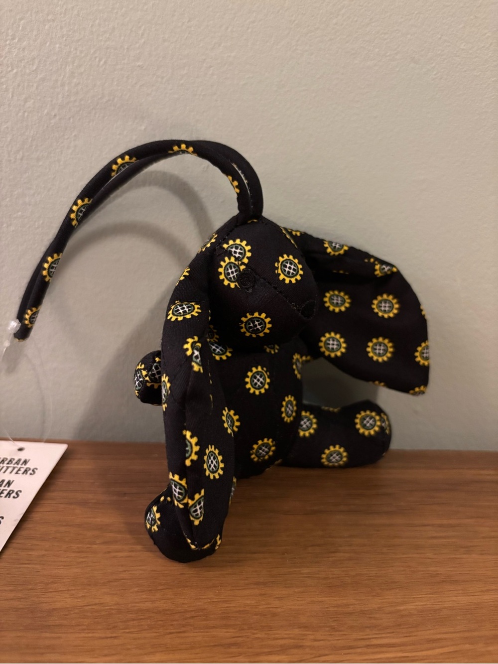 Vera Bradley UO Exclusive 3D Bunny Bag Charm retired patterned yellow sunflowers - Picture 6 of 12